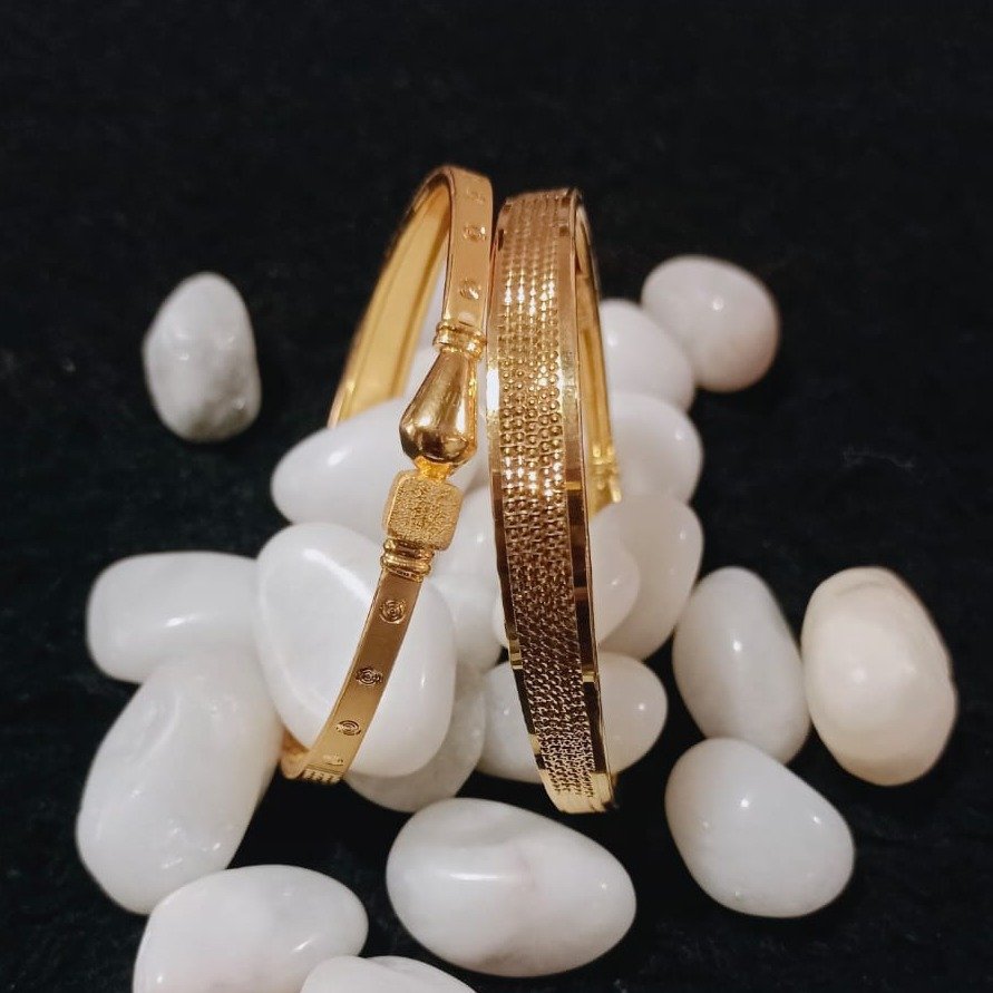916 Gold Unique Design Bangle