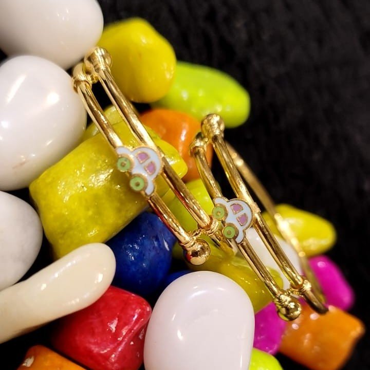 916 Gold Fancy Car Design Baccha Kadli