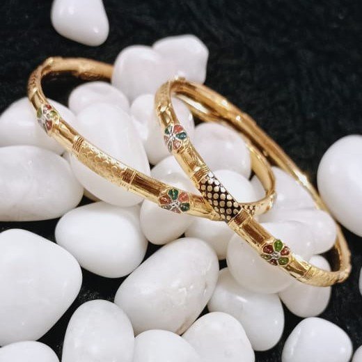 916 Gold Gorgeous Bangle