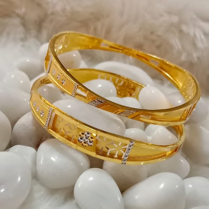 22KT Gold Modern Ethnic Copper Kadli Bangle SGB34