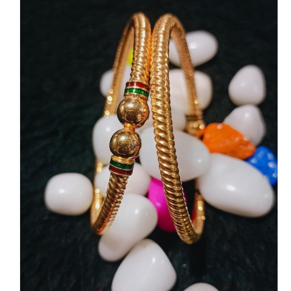 916 Gold Light wear Design Bangle 