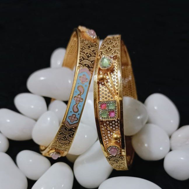 916 Gold Attractive Copper Kadli