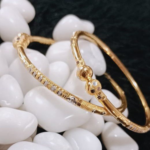 22K Gold Stylish Bangles
