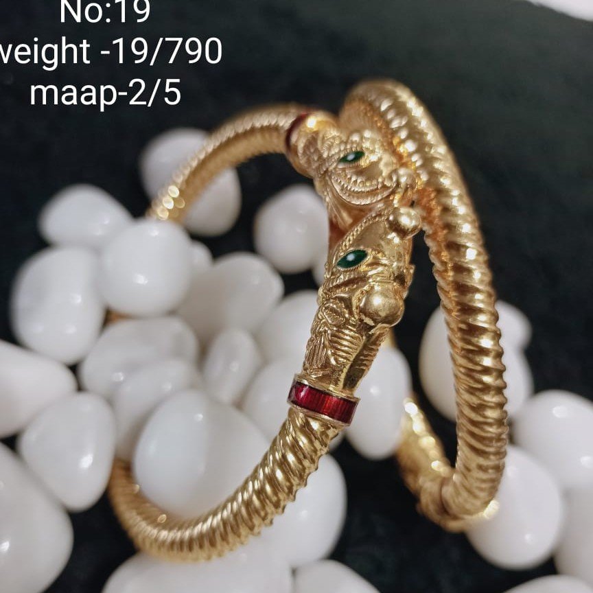 916 Gold Unique Copper Kadli Bangle SGC23