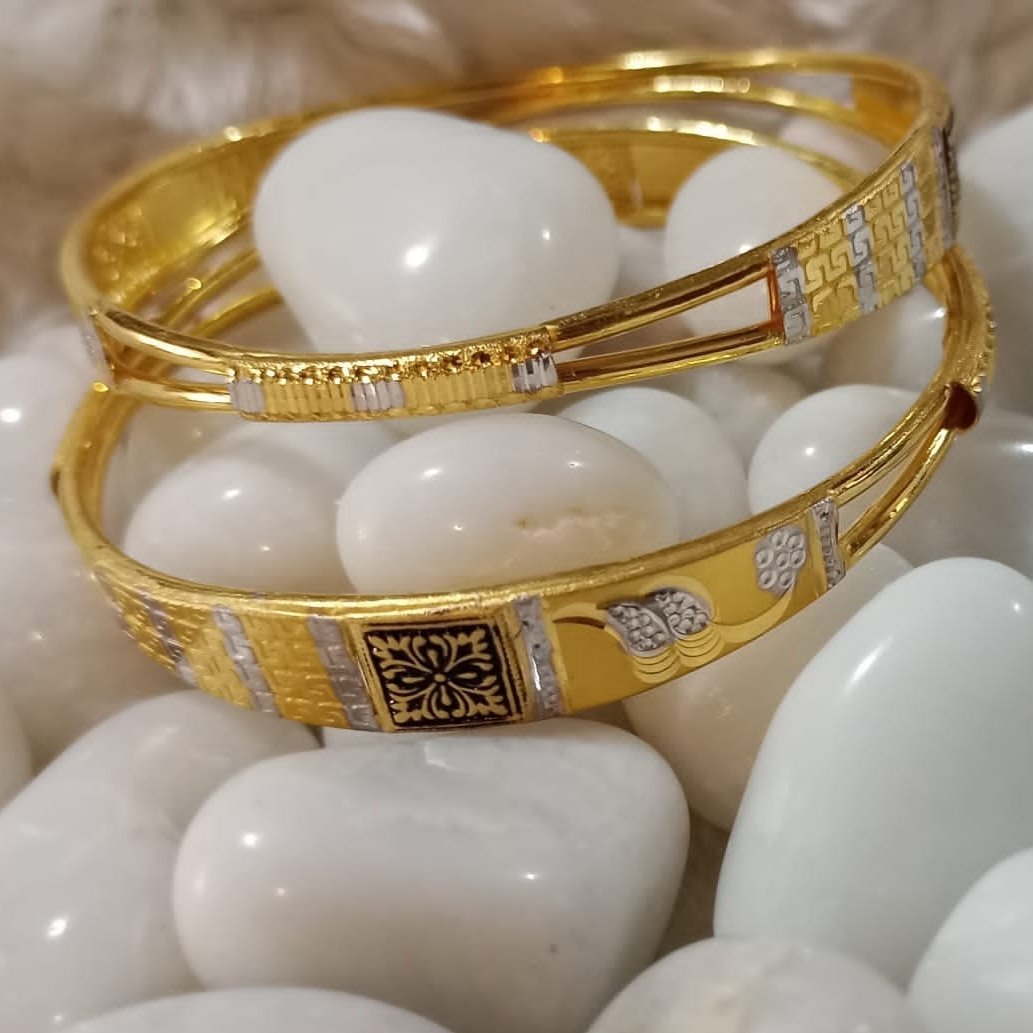 22KT Gold Trendy Ethnic Copper Kadli Bangle SGB26